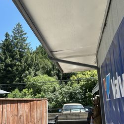 Noel's Automotive - Office to Patio