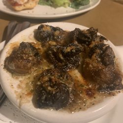 Il Vagabondo - Butter garlic escargot and mushrooms