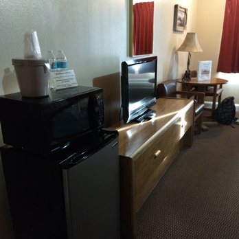 Broken Spur Inn & Steakhouse - Hotels Near Me - Torrey, Utah Broken Spur Inn & Steakhouse - Hotels Near Me - Torrey, Utah