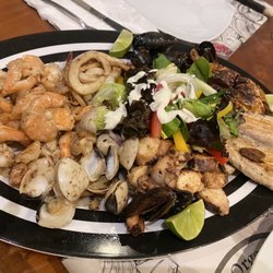 El Pirata - Seafood platter