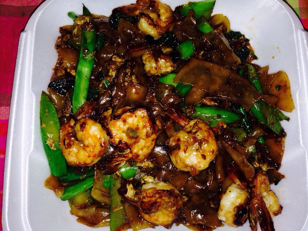 Sanamluang Thai Cuisine