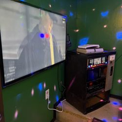 Yonge Karaoke - YouTube Karaoke