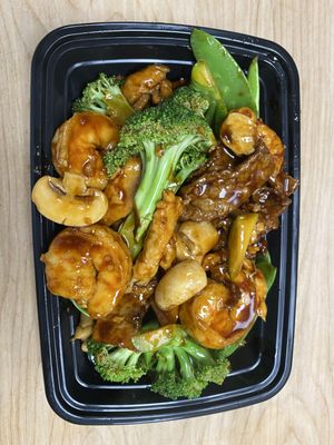 Chans Kitchen by null