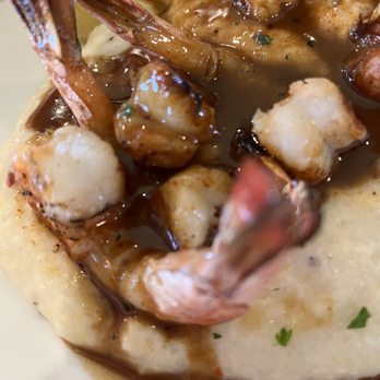 Pappadeaux Seafood Kitchen - Grilled shrimp and grits - Seafood Near Me - Houston, Texas Pappadeaux Seafood Kitchen - Grilled shrimp and grits - Seafood Near Me - Houston, Texas