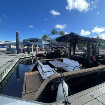 YOT Bar & Kitchen - View from the boat into restaurant. - New American Near Me - Fort Lauderdale, Florida YOT Bar & Kitchen - View from the boat into restaurant. - New American Near Me - Fort Lauderdale, Florida
