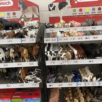 Tractor Supply - A large collection of animals, made to last! - Department Stores Near Me - Sonora, California Tractor Supply - A large collection of animals, made to last! - Department Stores Near Me - Sonora, California