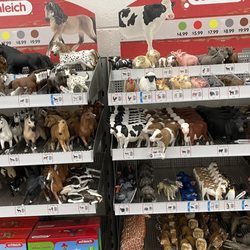 Tractor Supply - A large collection of animals, made to last!