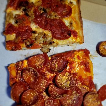 Village Square Pizza - TOP: Pepperoni/sausage BOTTOM: Pepperoni - Pizza Near Me - New York, New York Village Square Pizza - TOP: Pepperoni/sausage BOTTOM: Pepperoni - Pizza Near Me - New York, New York
