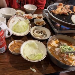 Kimchi Hut - Four season pork belly BBQ + cold noodle soup (spicy)