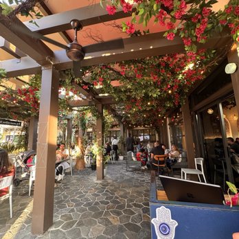 Sufrat Mediterranean Grill - Mediterranean Near Me - Miami, Florida