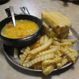 Triple grilled chees with soup