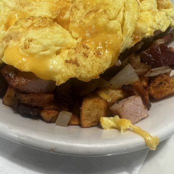 The Original Pancake House - Meat lovers Meat Lover Skillet - Breakfast & Brunch Near Me - Baltimore, Maryland The Original Pancake House - Meat lovers Meat Lover Skillet - Breakfast & Brunch Near Me - Baltimore, Maryland