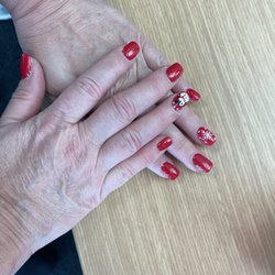 Chi Chi’s Nail & Spa - Nails