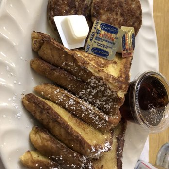 Millersburg Hotel - French toast with sausage - Hotels Near Me - Millersburg, Ohio Millersburg Hotel - French toast with sausage - Hotels Near Me - Millersburg, Ohio