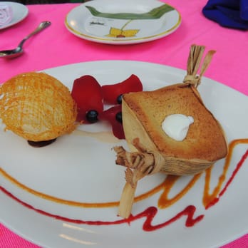 Edith's - Corn deliciousness for dessert (with carmelized vanilla ice cream!) - Mexican Near Me - Cabo San Lucas, BCS