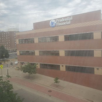 Holiday Inn Dubuque/Galena - It's not my camera, the windows are dirty. - Venues & Event Spaces Near Me - Dubuque, Iowa