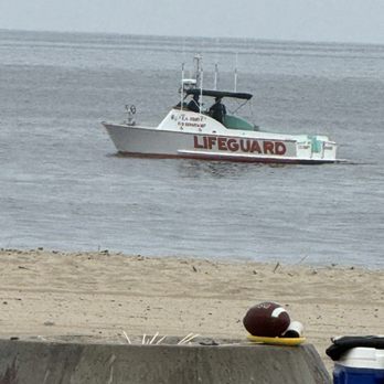 Dockweiler State Beach - Life guard beach safety for swimming - Beaches Near Me - Playa Del Rey, California Dockweiler State Beach - Life guard beach safety for swimming - Beaches Near Me - Playa Del Rey, California