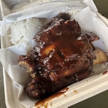 Harley's Tropical Barbecue - Seafood Near Me - Lihue, Hawaii