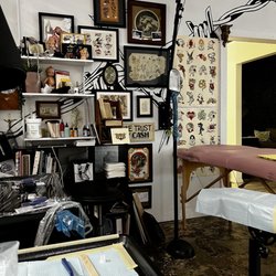 Bed of Roses Tattoo - Clean work stations
