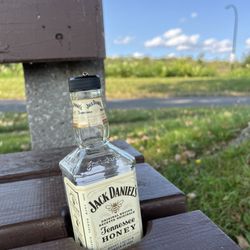 Canal Lachine - Leftover of an endless summer hangover