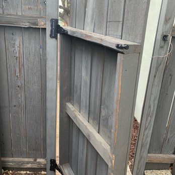 Prograde Handyman - Old sun destroyed dragging wood fence / gate - Handyman Near Me - Reseda, California Prograde Handyman - Old sun destroyed dragging wood fence / gate - Handyman Near Me - Reseda, California