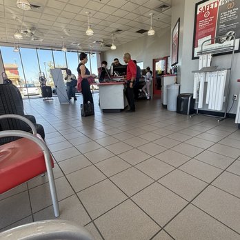 America's Tire - Front entrance check-in desk - Tires Near Me - Bakersfield, California America's Tire - Front entrance check-in desk - Tires Near Me - Bakersfield, California