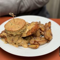 user provided Harry's Fine Foods photo