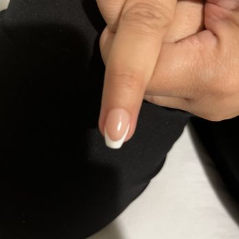 Vie Nail Bar - Crooked white lines - Nail Salons Near Me - Dallas, Texas