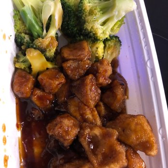 Ming Bao - Half eaten General Tso Tofu - Chinese Near Me - Glastonbury, Connecticut