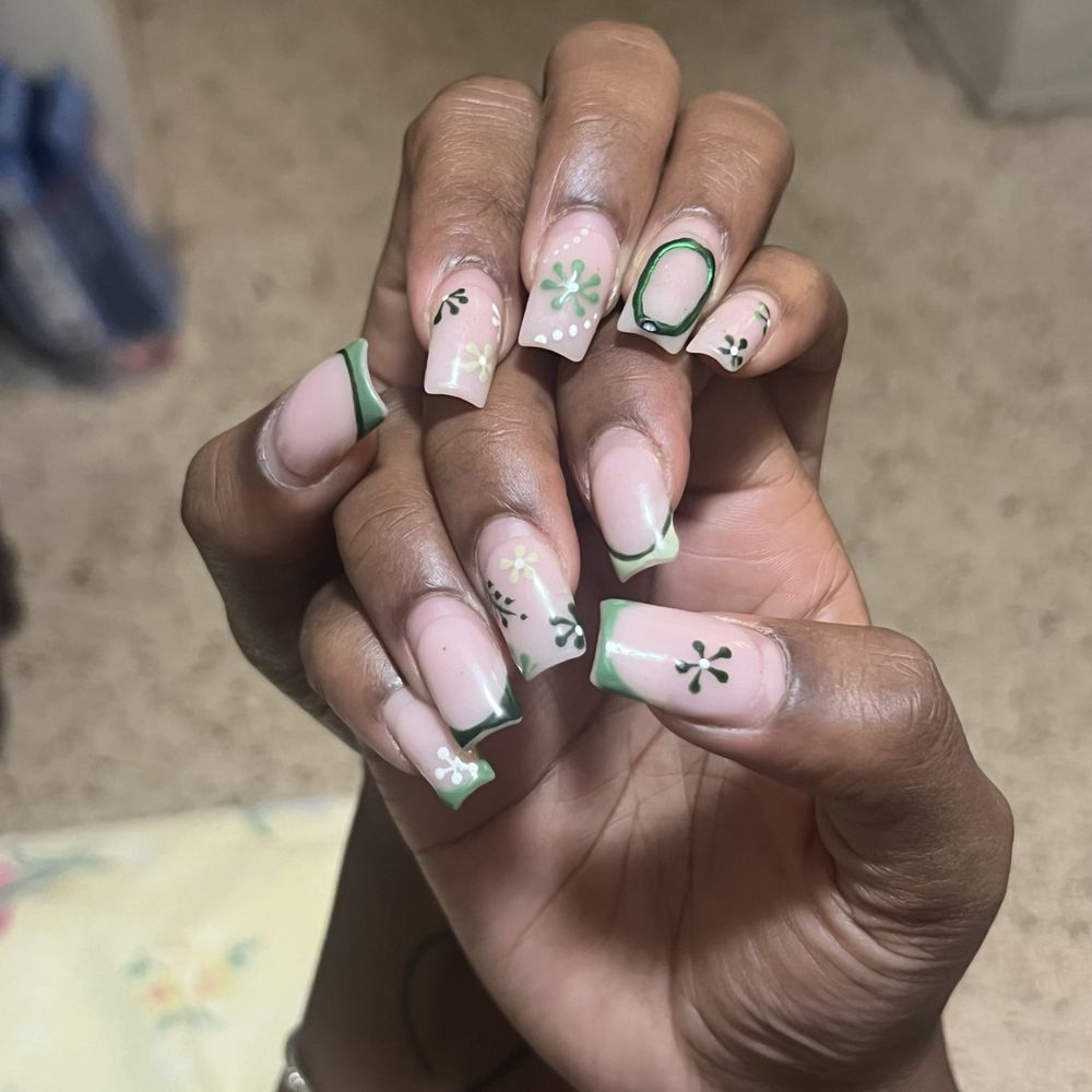 Crystal Nails & Spa - Day 25, very minor crack on one thumb and middle finger, no lifting, designs and full set still looking really good! - Nail Salons Near Me - Bronx, New York Crystal Nails & Spa - Day 25, very minor crack on one thumb and middle finger, no lifting, designs and full set still looking really good! - Nail Salons Near Me - Bronx, New York