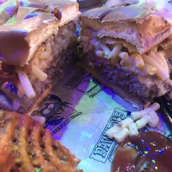 River City Cafe - Mac n cheese burger with sweet potato fries - American Near Me - Myrtle Beach, South Carolina River City Cafe - Mac n cheese burger with sweet potato fries - American Near Me - Myrtle Beach, South Carolina