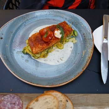 insideOUT - The salmon - Lounges Near Me - San Diego, California