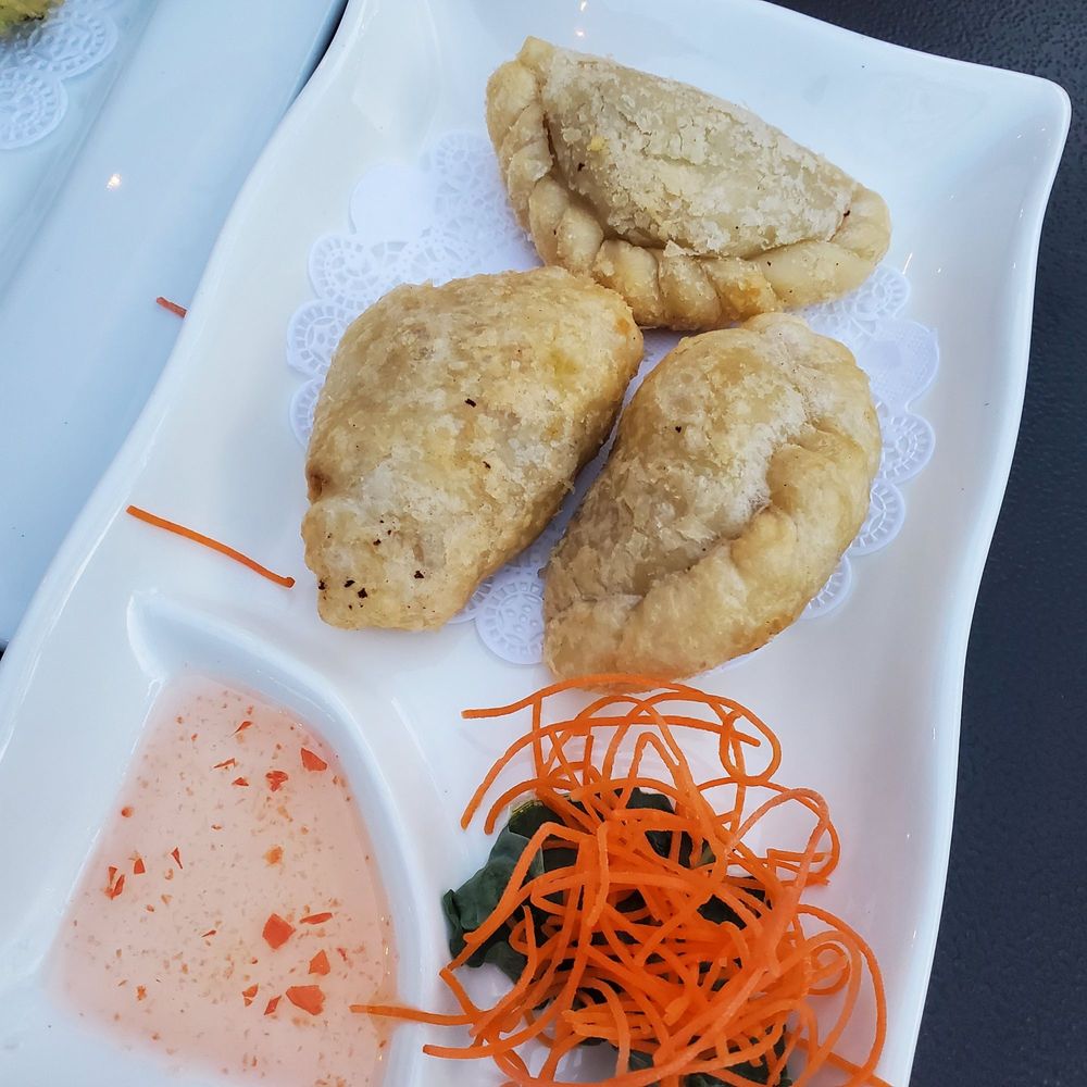 Kabuki - Curry empanada - Sushi Bars Near Me - Palm Beach Gardens, Florida