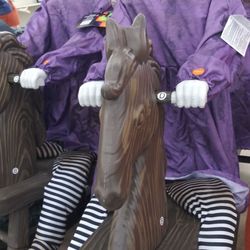 Big Lots - Friggin' creepy