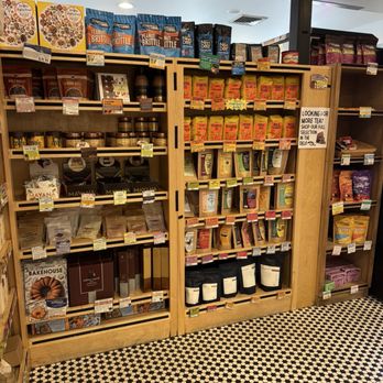Zingerman's Next Door - Inside - Coffee & Tea Near Me - Ann Arbor, Michigan