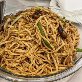 Dong Yue seafood restaurant - Shiitake e-fu / longevity noodles. - Seafood Near Me - Flushing, New York