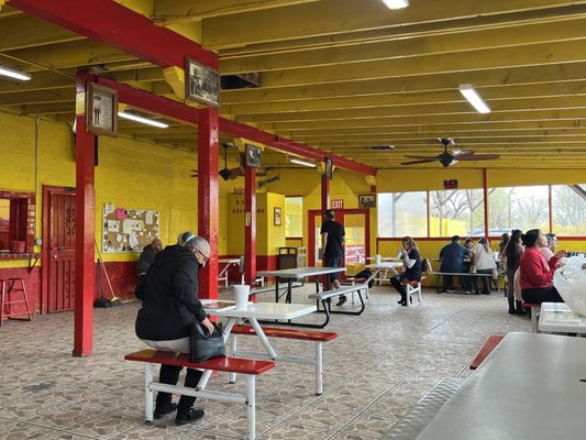 El Paisa Taqueria by null