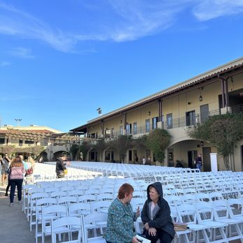 Calvary Chapel - Churches Near Me - Chino, California Calvary Chapel - Churches Near Me - Chino, California