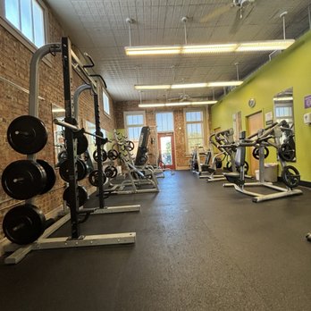Anytime Fitness - weights - Gyms Near Me - Fort Worth, Texas