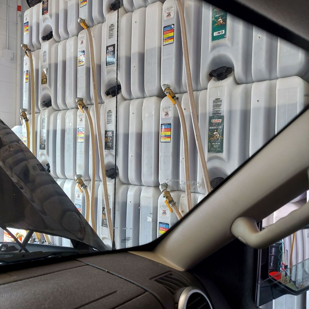 Take 5 Oil Change - Wall O Oil - Oil Change Stations Near Me - Oak Lawn, Illinois Take 5 Oil Change - Wall O Oil - Oil Change Stations Near Me - Oak Lawn, Illinois