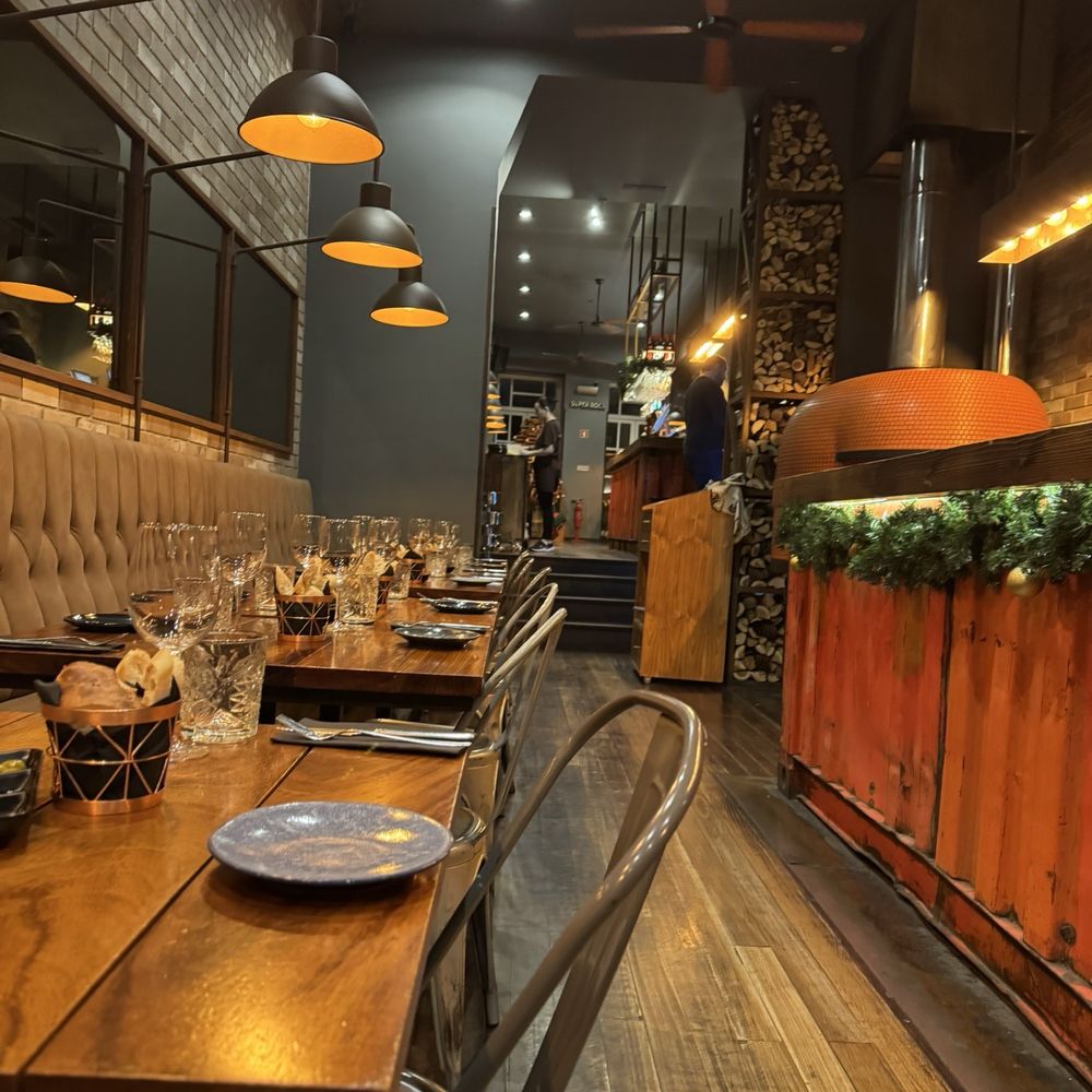 IL Pizzaiolo - Inside - Pizza Near Me - Porto, 13