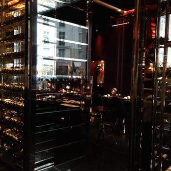 L'Atelier de Joël Robuchon - Back dining  area - French Near Me - Paris, 75