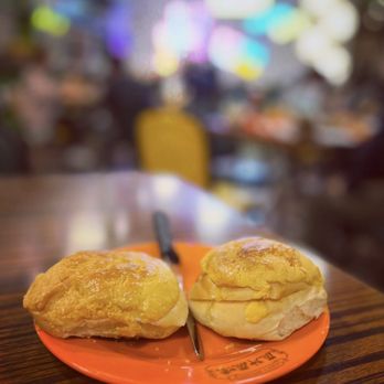 Alice’s Kitchen - HK Style Pineapple Buns with butter - absolutely wonderful! - Noodles Near Me - Temple City, California Alice’s Kitchen - HK Style Pineapple Buns with butter - absolutely wonderful! - Noodles Near Me - Temple City, California