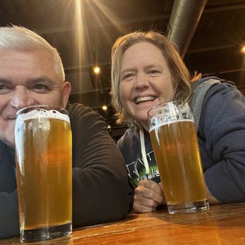 Kulshan Brewing - K2 - Fresh Hop Comet! - Breweries Near Me - Bellingham, Washington Kulshan Brewing - K2 - Fresh Hop Comet! - Breweries Near Me - Bellingham, Washington