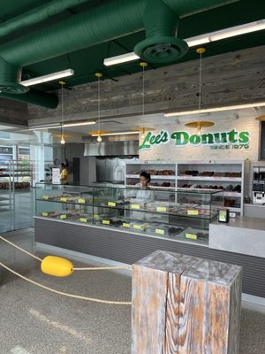 Lee's Donuts Steveston by null