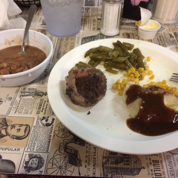 Hickman's Restaurant - Ground beef patty, green beans, corn, beans & potatoes. Everything was delicious and flavorful. - American Near Me - Aspermont, Texas Hickman's Restaurant - Ground beef patty, green beans, corn, beans & potatoes. Everything was delicious and flavorful. - American Near Me - Aspermont, Texas