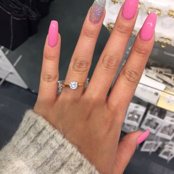 La Nails - Me trying on rings with my pretty new set of claws - Nail Salons Near Me - Minneapolis, Minnesota