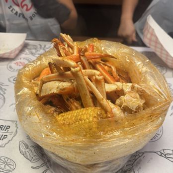 Cap't Loui Seafood Boil - Cajun/Creole Near Me - Los Angeles, California