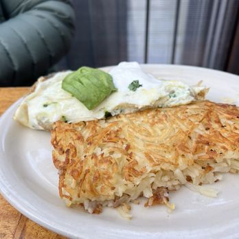 The 5 Point Café - Dive Bars Near Me - Seattle, Washington