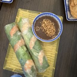 Shrimp Spring Roll with peanut sauce
